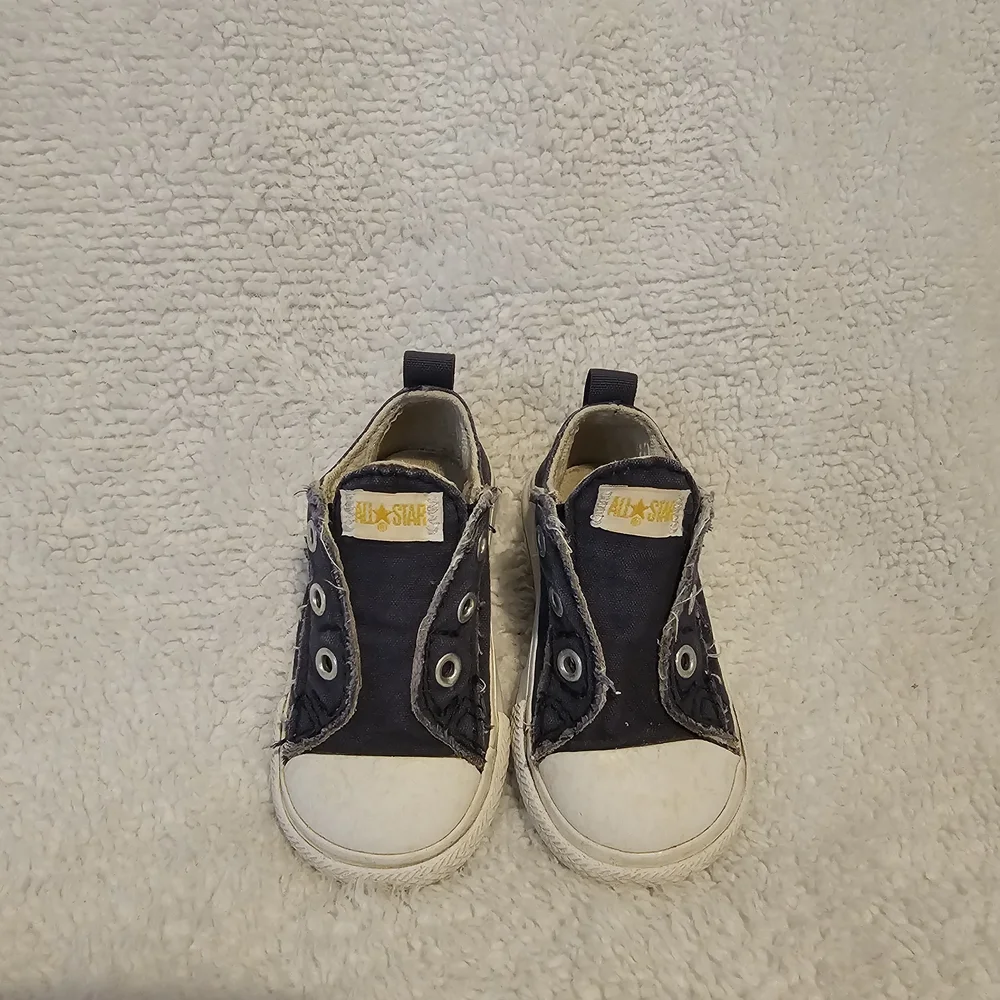Converse Kids Sneakers - Navy and White‎